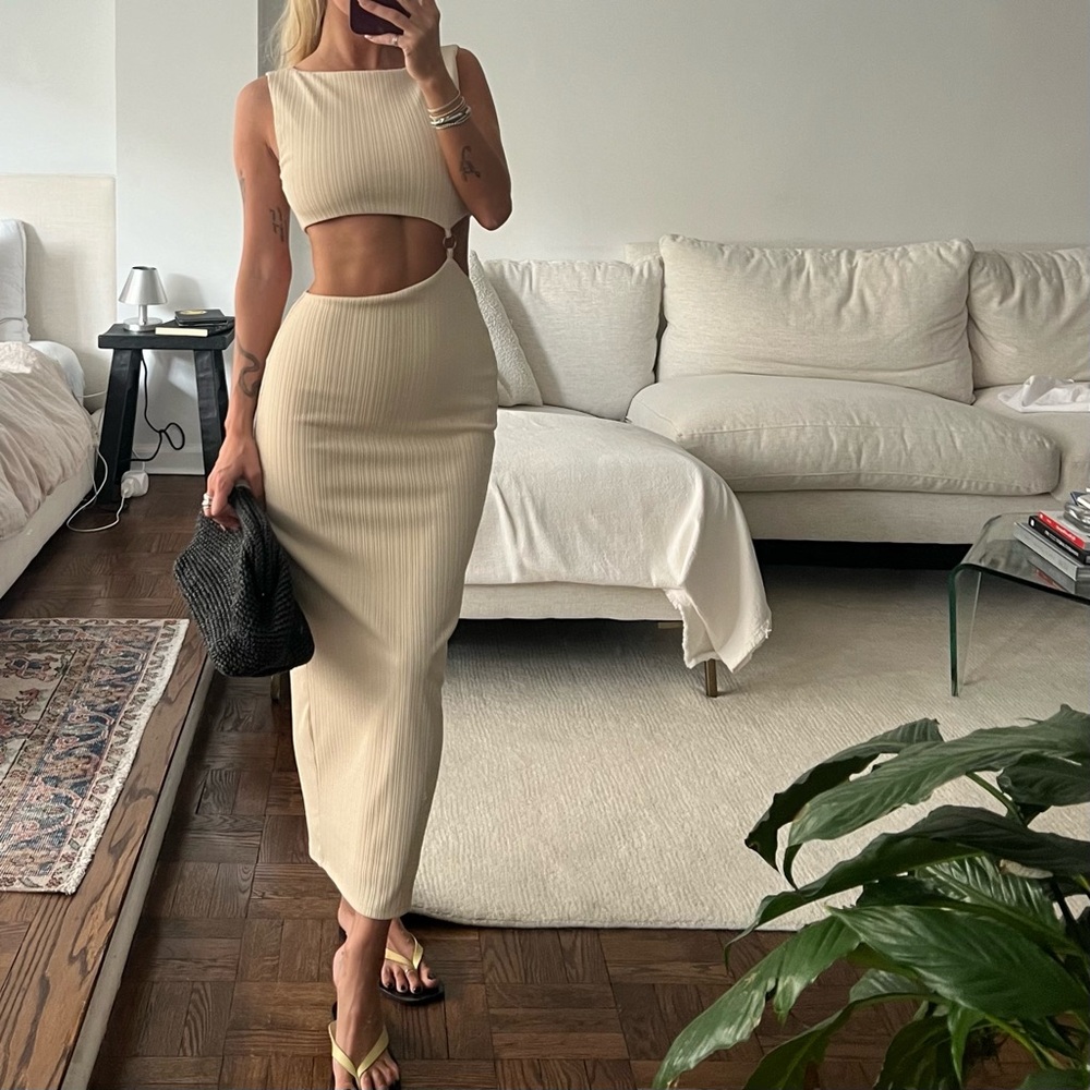 Not Yours To Keep Penelope Midi Dress